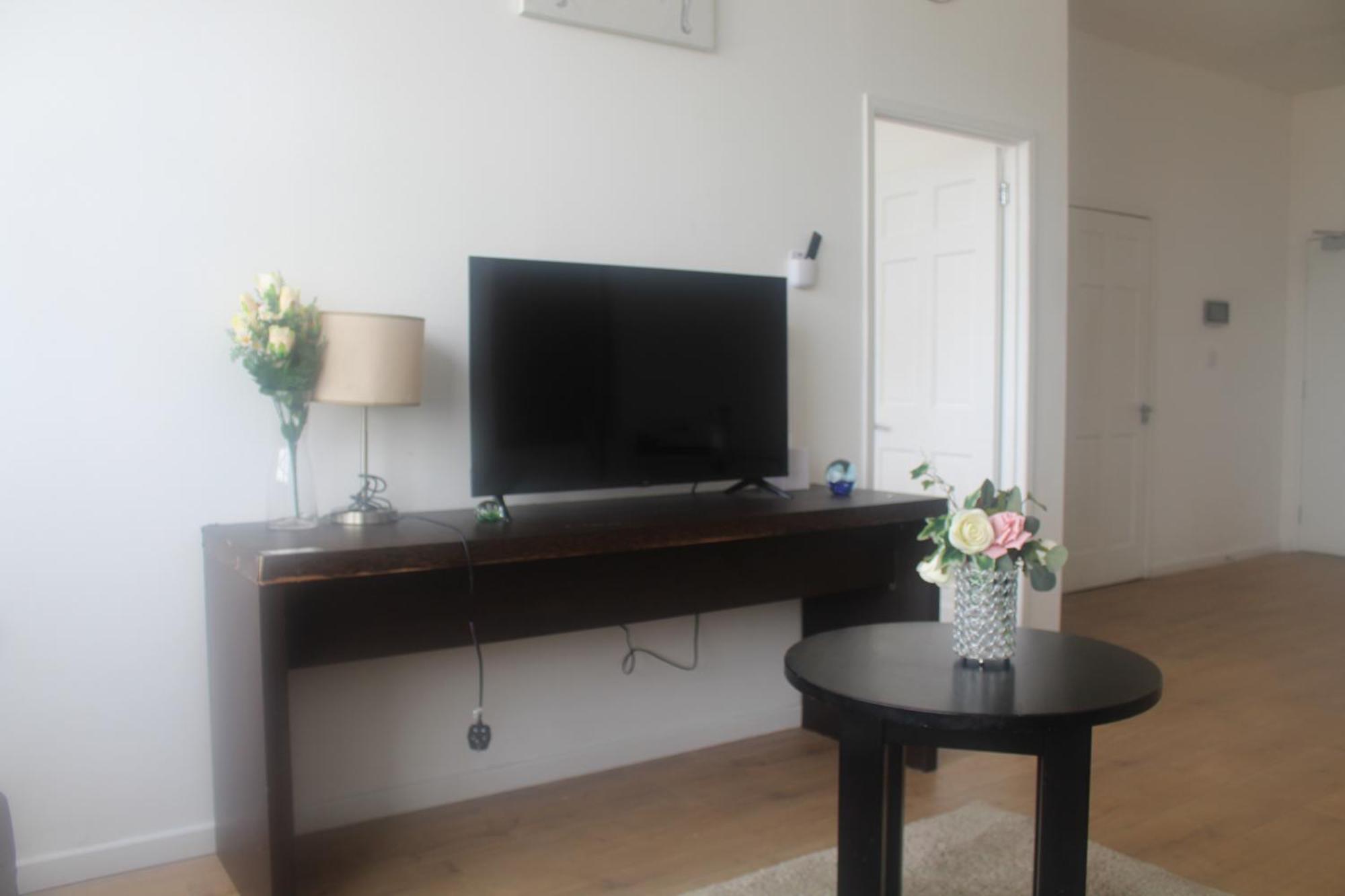 Flat 414 One Bedroom Apartment Birmingham Bagian luar foto